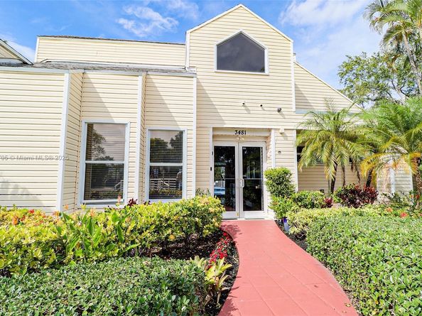 3453 NW 44th St 105, Oakland Park FL 33309