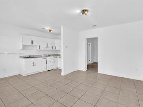 740 84th St, Miami Beach FL 33141