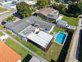 5012 Taft St, Hollywood FL 33021