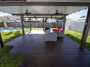 5012 Taft St, Hollywood FL 33021