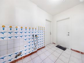 297 Eucalyptus Dr, Hialeah FL 33010