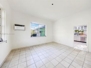 297 Eucalyptus Dr, Hialeah FL 33010
