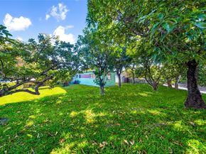 297 Eucalyptus Dr, Hialeah FL 33010