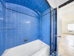 297 Eucalyptus Dr, Hialeah FL 33010