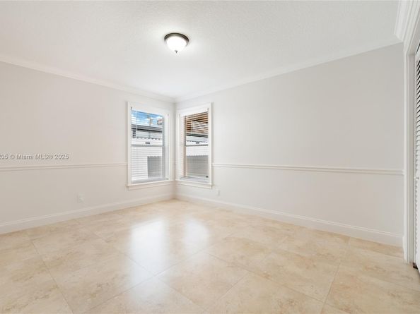 14711 SW 170th Ter, Miami FL 33187