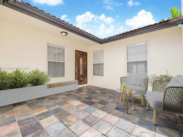 14711 SW 170th Ter, Miami FL 33187