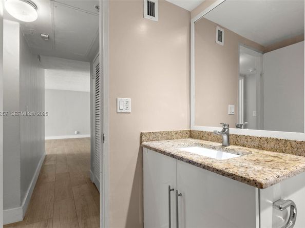 3001 S Ocean Dr 1145, Hollywood FL 33019