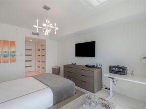 17301 Biscayne Blvd 2209, North Miami Beach FL 33160