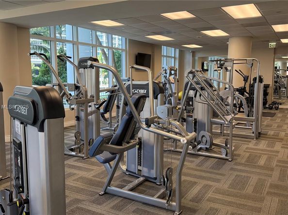 801 Brickell Key Blvd 908, Miami FL 33131