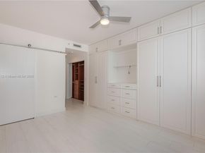 801 Brickell Key Blvd 908, Miami FL 33131