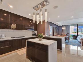 3250 NE 188th St 402, Aventura FL 33180