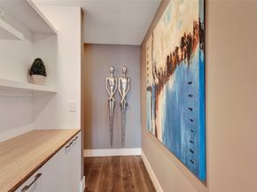 3250 NE 188th St 402, Aventura FL 33180