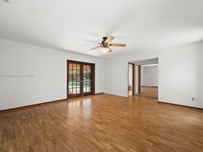 13240 N Calusa Club Dr, Miami FL 33186