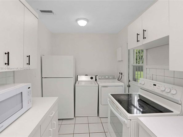 14700 SW 105th Ct, Miami FL 33176