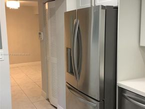 4401 NW 41st St 109, Lauderdale Lakes FL 33319
