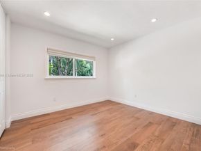 8015 SW 63rd Pl, Miami FL 33143