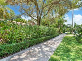 8015 SW 63rd Pl, Miami FL 33143