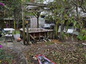 3522 NW 193rd St, Miami Gardens FL 33056
