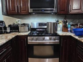 3522 NW 193rd St, Miami Gardens FL 33056