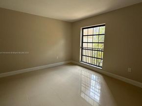 5530 NW 44th St 308C, Lauderhill FL 33319