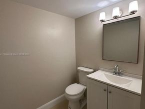 5530 NW 44th St 308C, Lauderhill FL 33319