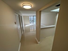 5530 NW 44th St 308C, Lauderhill FL 33319