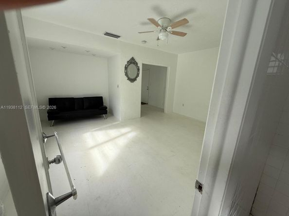 1211 Pennsylvania Ave E2, Miami Beach FL 33139