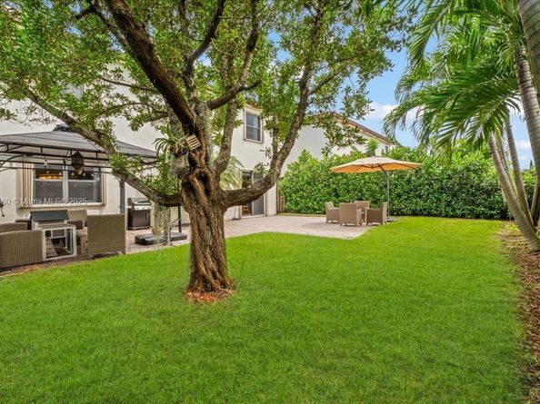 15274 SW 173rd Ln, Miami FL 33187