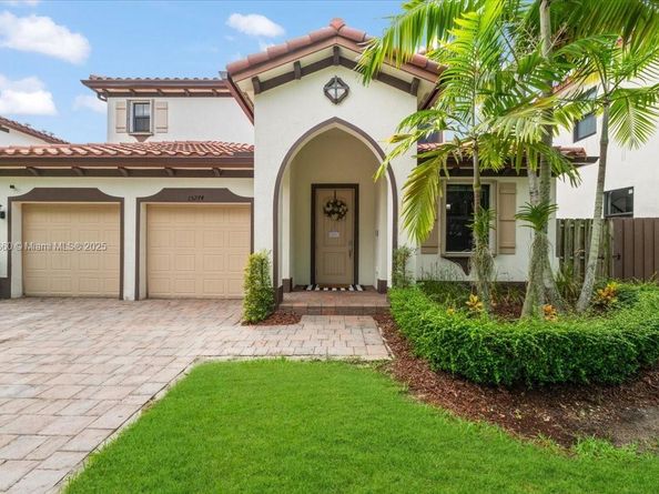 15274 SW 173rd Ln, Miami FL 33187