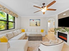 15274 SW 173rd Ln, Miami FL 33187