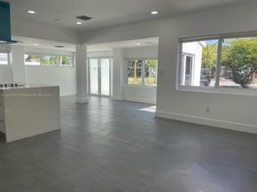 1401 NE 178th St, North Miami Beach FL 33162