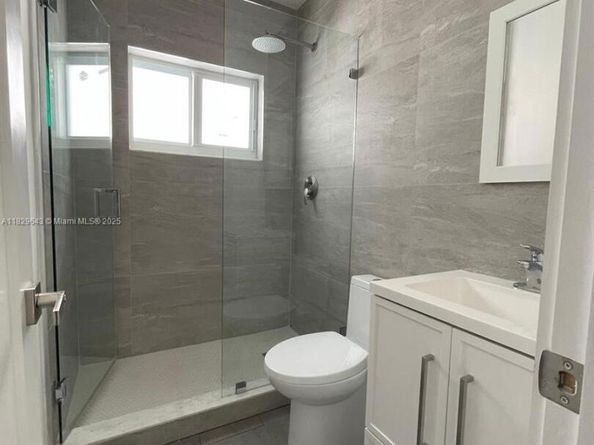 1401 NE 178th St, North Miami Beach FL 33162