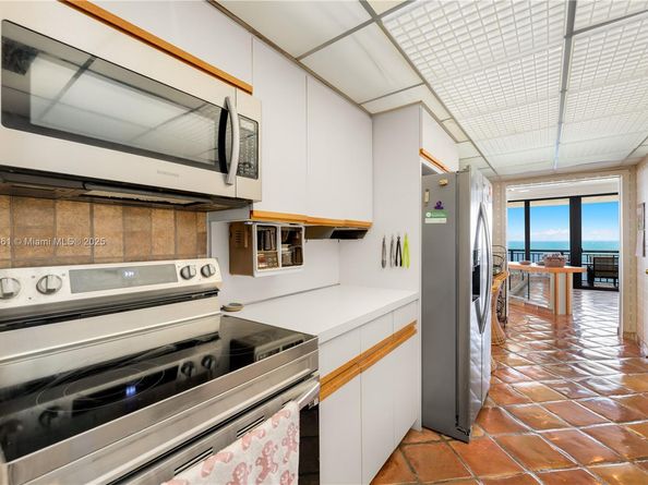 10175 Collins Ave 1402, Bal Harbour FL 33154
