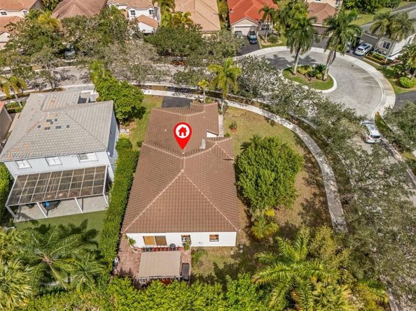 1561 Banyan Way, Weston FL 33327