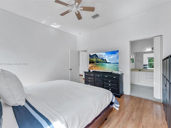 1561 Banyan Way, Weston FL 33327