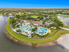 1561 Banyan Way, Weston FL 33327