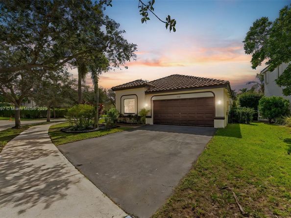 1561 Banyan Way, Weston FL 33327