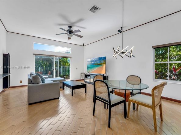 1561 Banyan Way, Weston FL 33327