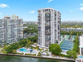 2333 Brickell Ave 2310, Miami FL 33129