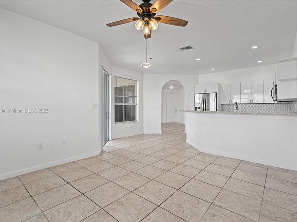 3911 NE 13th Dr, Homestead FL 33033