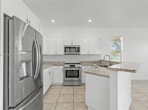 3911 NE 13th Dr, Homestead FL 33033
