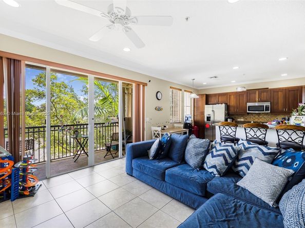 3055 NW 126th Ave 303, Sunrise FL 33323