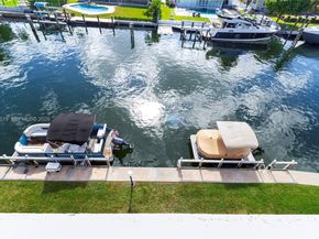 455 Paradise Isle Blvd 402, Hallandale Beach FL 33009