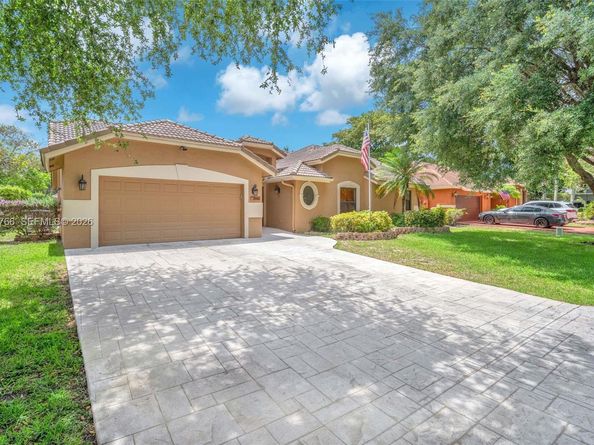 5143 NW 42nd Ter, Coconut Creek FL 33073