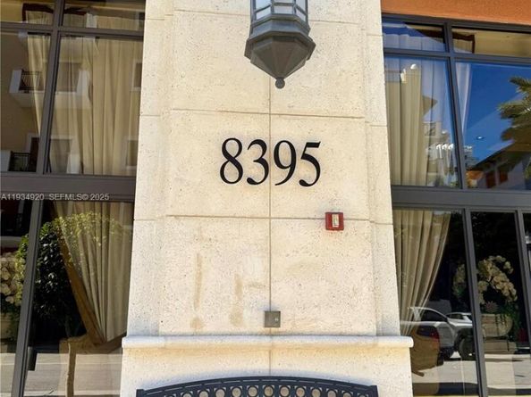 8395 SW 73rd Ave 417, Miami FL 33143