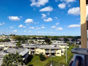 8395 SW 73rd Ave 417, Miami FL 33143