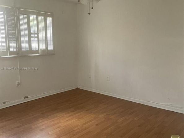 8285 Sunrise Lakes Blvd 202, Sunrise FL 33322