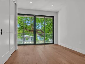 223 NW 51st St, Miami FL 33127