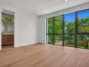 223 NW 51st St, Miami FL 33127