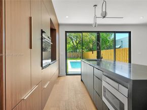 223 NW 51st St, Miami FL 33127